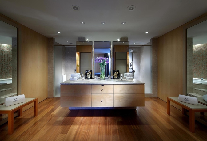 Imagen de la habitación del Hotel Eurostars Grand Marina. Foto 6