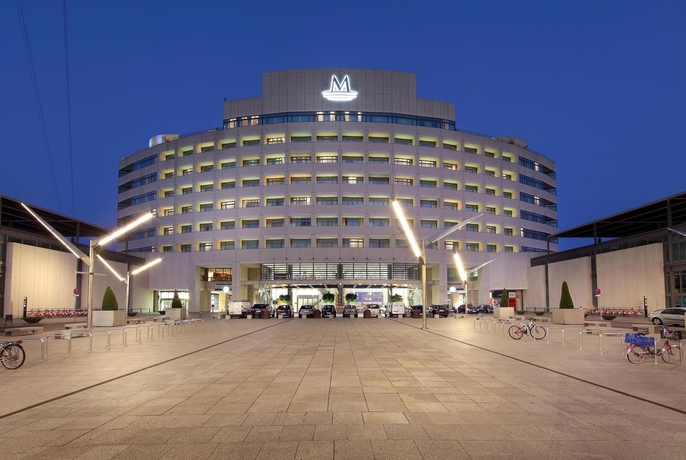 Imagen de los exteriores del Hotel Eurostars Grand Marina. Foto 15