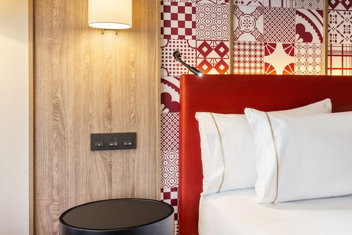 Imagen de la habitación del Hotel Eurostars Guadalquivir. Foto 2