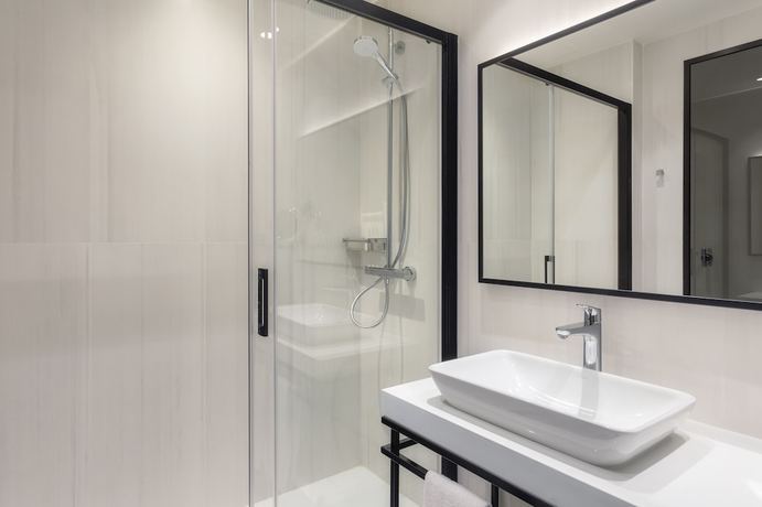 Imagen de la habitación del Hotel Eurostars Guadalquivir. Foto 11