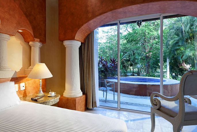 Imagen general del Hotel Eurostars Hacienda Vista Real. Foto 7