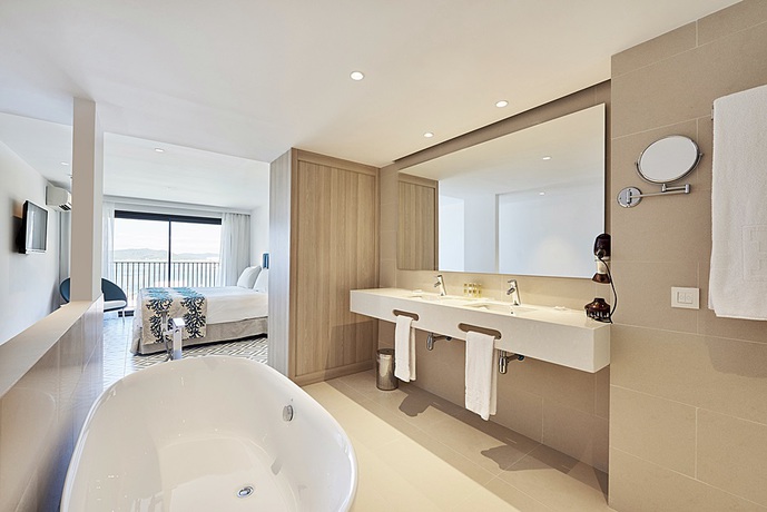 Imagen general del Hotel Eurostars Ibiza. Foto 12