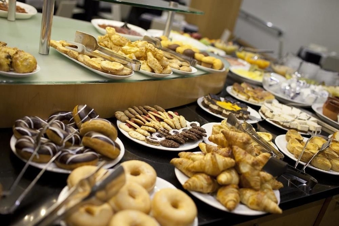 Imagen del bar/restaurante del Hotel Eurostars Indautxu. Foto 3