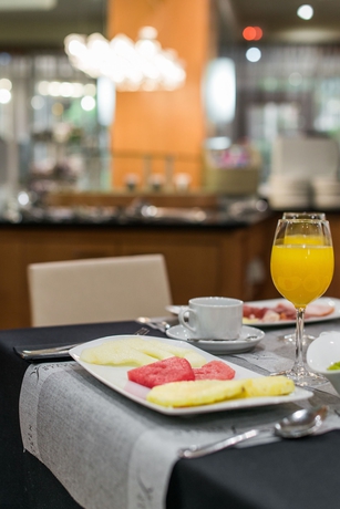 Imagen del bar/restaurante del Hotel Eurostars Indautxu. Foto 4