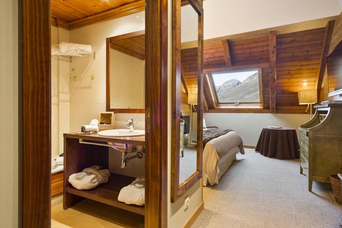 Imagen de la habitación del Hotel Eurostars La Pleta. Foto 5