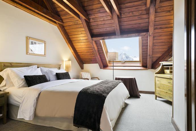 Imagen de la habitación del Hotel Eurostars La Pleta. Foto 8