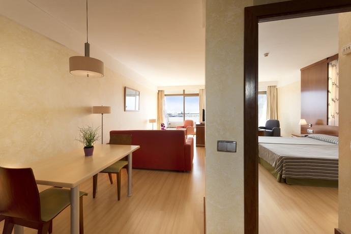 Imagen de la habitación del Hotel Eurostars Las Salinas. Foto 8