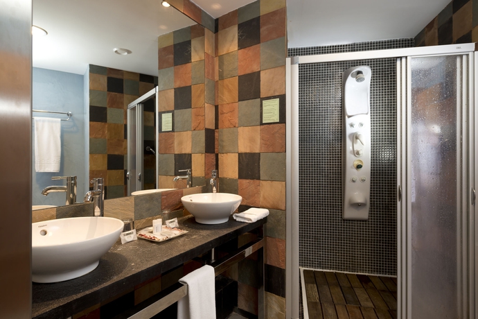 Imagen de la habitación del Hotel Eurostars Las Salinas. Foto 11