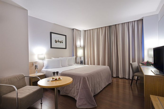 Imagen de la habitación del Hotel Eurostars Lucentum. Foto 9