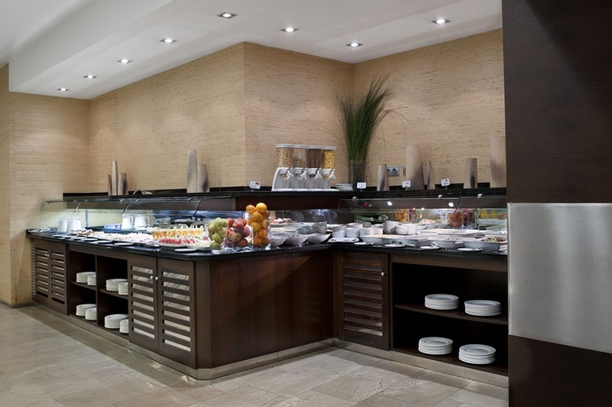 Imagen del bar/restaurante del Hotel Eurostars Lucentum. Foto 5