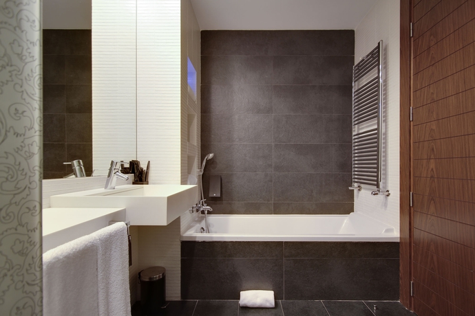 Imagen de la habitación del Hotel Eurostars Madrid Congress. Foto 8