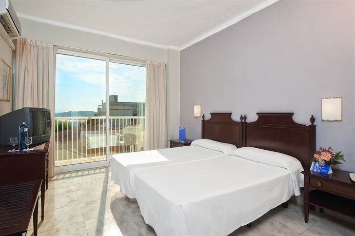 Imagen de la habitación del Hotel Eurostars Marivent. Foto 5