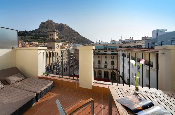 Imagen de los exteriores del Hotel Eurostars Mediterranea Plaza. Foto 15