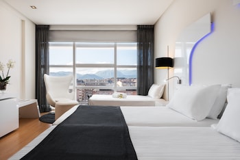 Imagen de la habitación del Hotel Eurostars Palacio De Cristal. Foto 7
