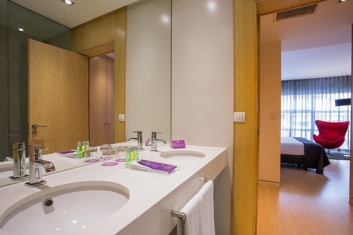 Imagen de la habitación del Hotel Eurostars Palacio De Cristal. Foto 5