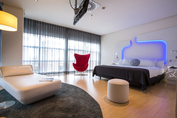 Imagen de la habitación del Hotel Eurostars Palacio De Cristal. Foto 7