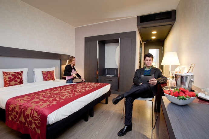 Imagen de la habitación del Hotel Eurostars Palazzo Zichy. Foto 9