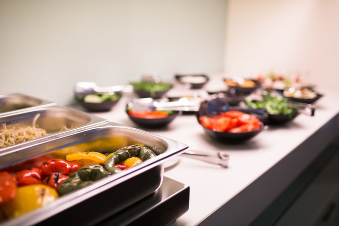 Imagen del bar/restaurante del Hotel Eurostars Palazzo Zichy. Foto 3