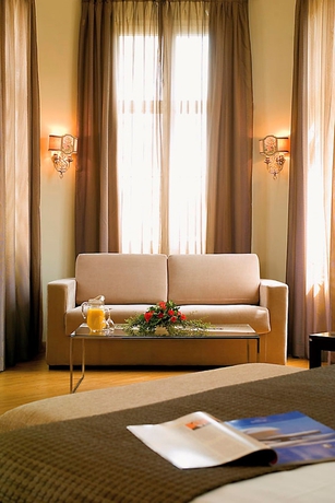 Imagen de los interiores del Hotel Eurostars Park Maximilian. Foto 14