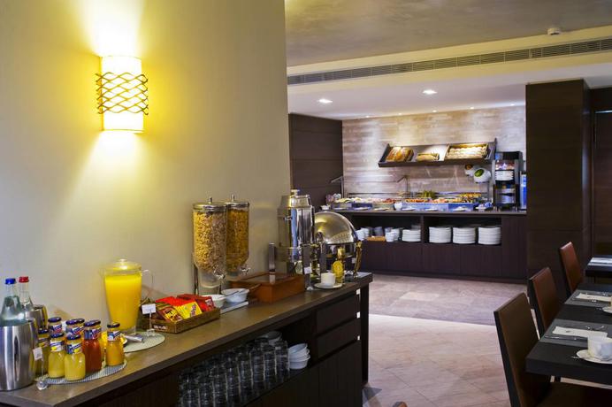 Imagen del bar/restaurante del Hotel Eurostars Patios De Córdoba. Foto 3