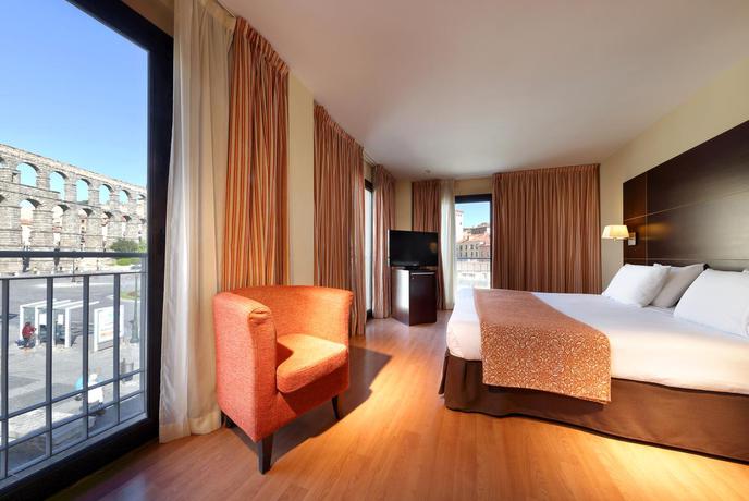 Imagen general del Hotel Eurostars Plaza Acueducto. Foto 5