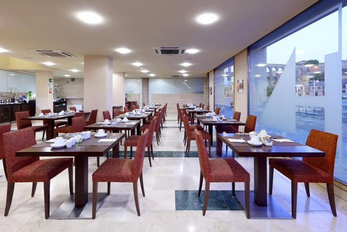 Imagen general del Hotel Eurostars Plaza Acueducto. Foto 15