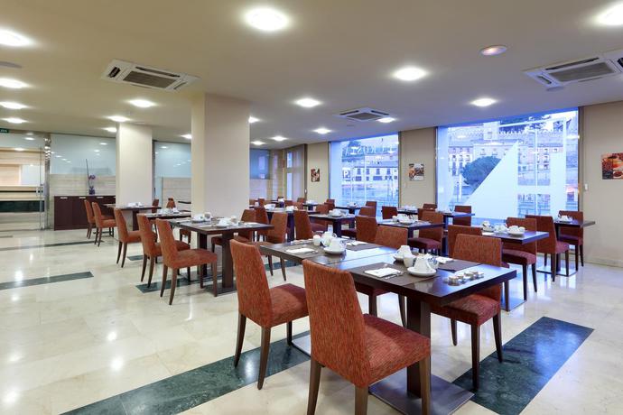 Imagen general del Hotel Eurostars Plaza Acueducto. Foto 16