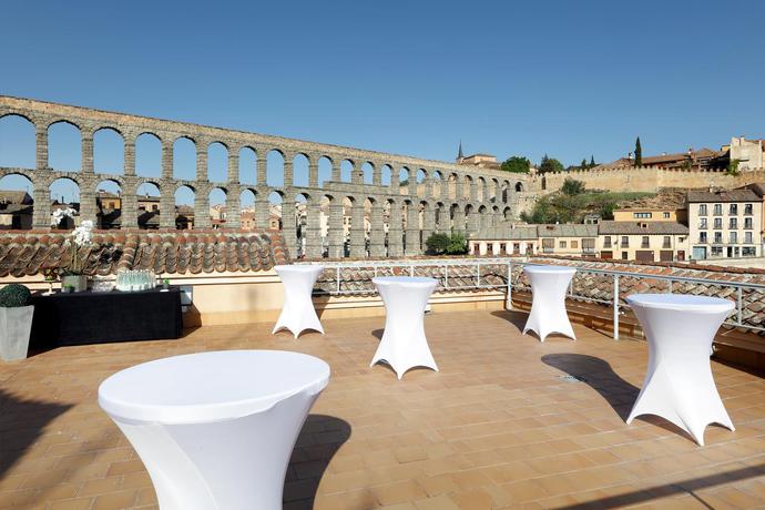 Imagen general del Hotel Eurostars Plaza Acueducto. Foto 19