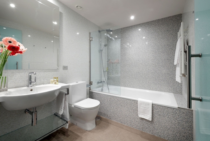 Imagen de la habitación del Hotel Eurostars Plaza Mayor. Foto 16