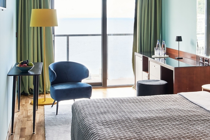 Imagen de la habitación del Hotel Eurostars Queen of Montenegro. Foto 12