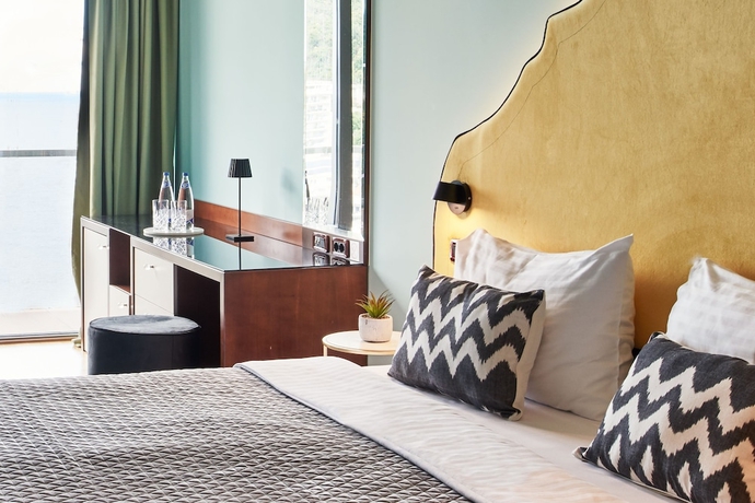 Imagen de la habitación del Hotel Eurostars Queen of Montenegro. Foto 13