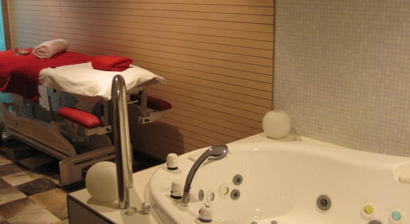 Imagen general del Hotel Eurostars Reina Felicia. Foto 8