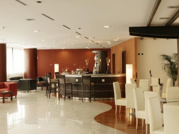 Imagen del bar/restaurante del Hotel Eurostars Roma Congress. Foto 2