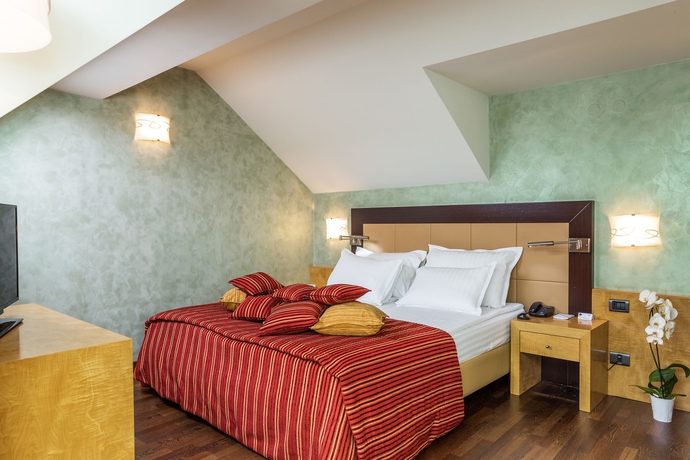 Imagen de la habitación del Hotel Eurostars Sofia City. Foto 3