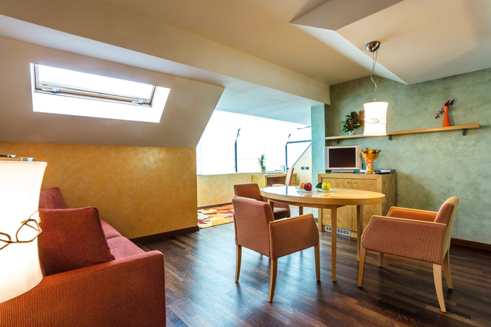 Imagen de la habitación del Hotel Eurostars Sofia City. Foto 9