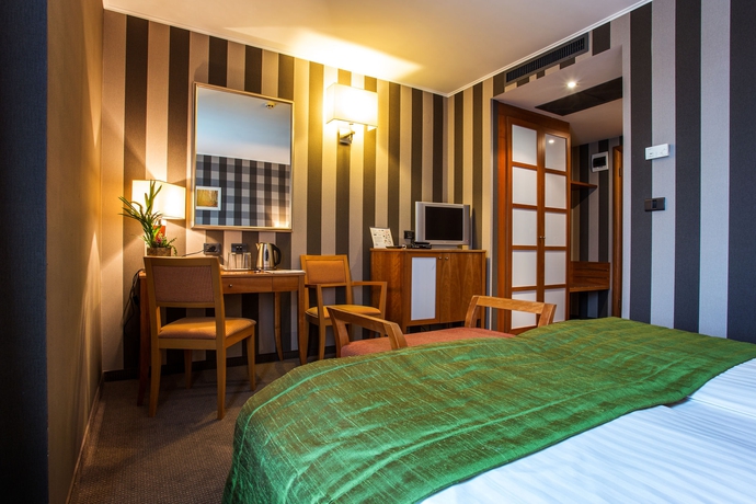 Imagen de la habitación del Hotel Eurostars Sofia City. Foto 15