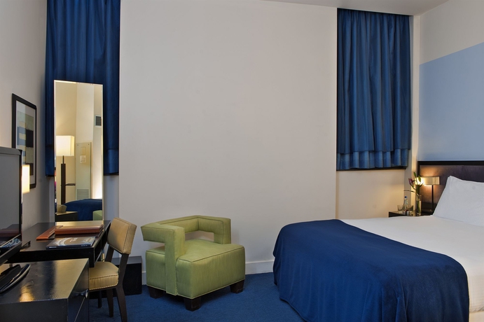 Imagen de la habitación del Hotel Eurostars The Chemists&rsquo; Club. Foto 5