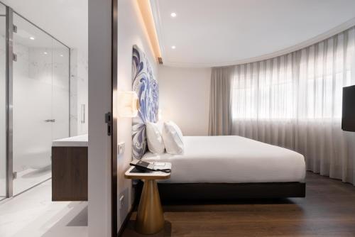 Imagen de la habitación del Hotel Eurostars Universal Lisboa. Foto 9