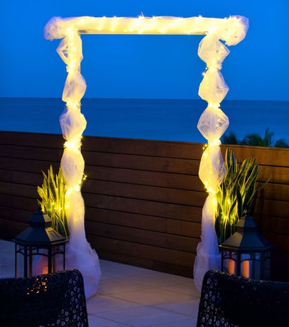 Imagen de los exteriores del Hotel Eurostars Winter Haven. Foto 13