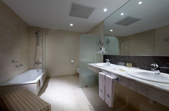 Imagen de los interiores del Hotel Eurostars Zaragoza. Foto 5