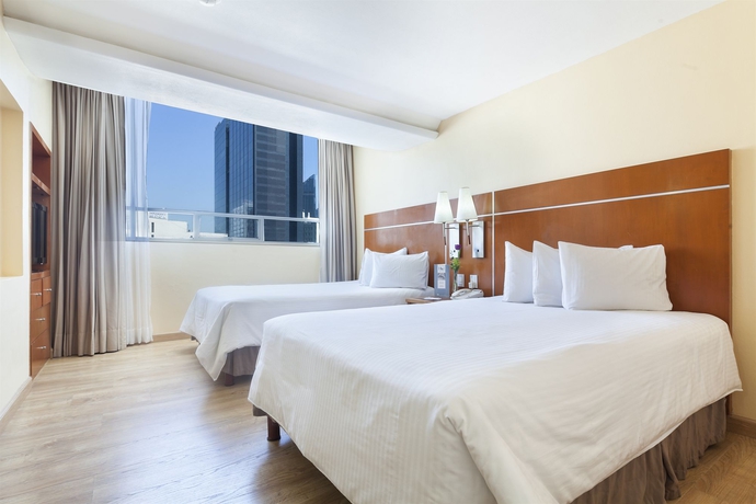 Imagen de la habitación del Hotel Eurostars Zona Rosa Suites. Foto 7