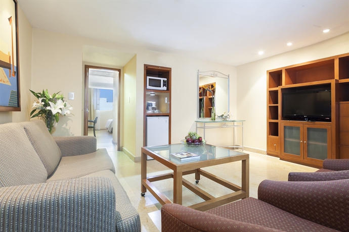 Imagen de los interiores del Hotel Eurostars Zona Rosa Suites. Foto 16