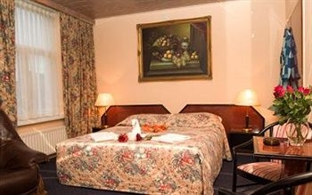 Imagen de la habitación del Hotel Eurotel Atlas. Foto 4