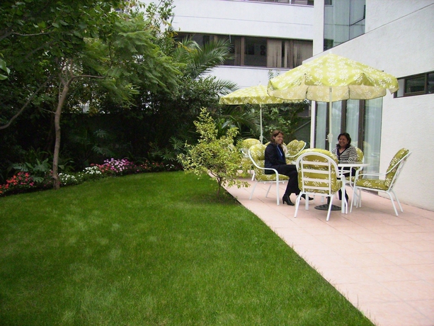 Imagen de los exteriores del Hotel Eurotel El Bosque. Foto 10