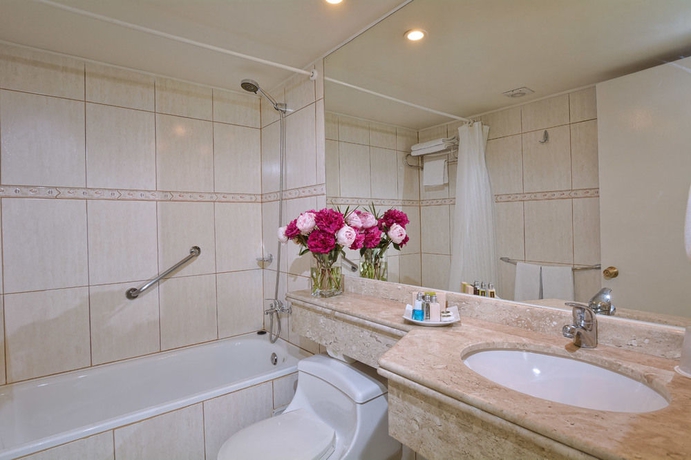 Imagen de la habitación del Hotel Eurotel El Bosque. Foto 7