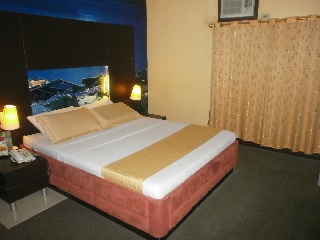 Imagen de la habitación del Hotel Eurotel Naga. Foto 8