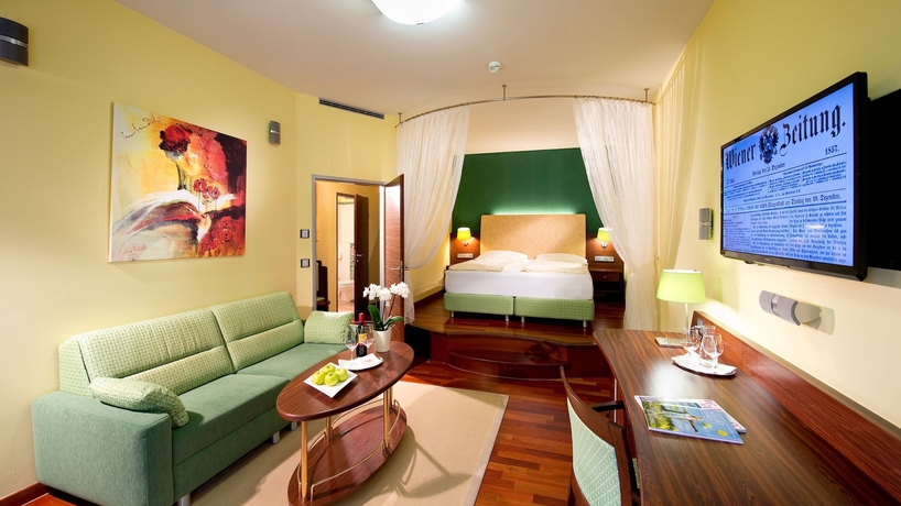 Imagen de la habitación del Hotel Eurothermenresort Paradiso 4s. Foto 13