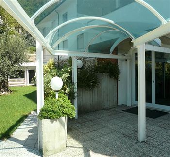 Imagen de los exteriores del Hotel Eurovil. Foto 6