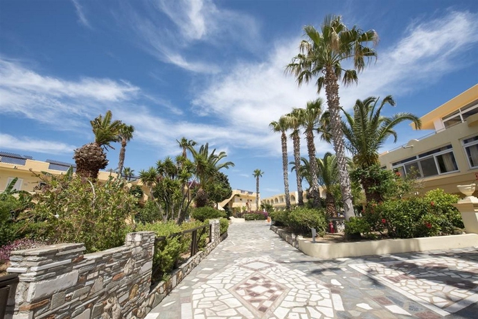 Imagen general del Hotel Eurovillage Achilleas. Foto 4