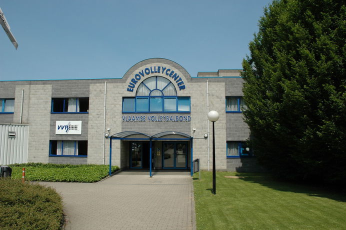 Imagen del bar/restaurante del Hotel Eurovolleycenter. Foto 6